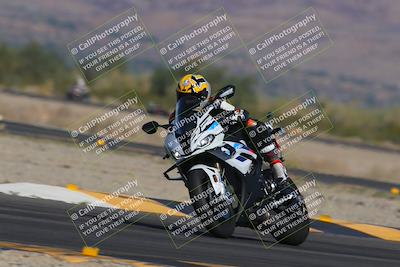 media/Nov-12-2023-SoCal Trackdays (Sun) [[5d1fba4e7d]]/Turn 14 (1035am)/